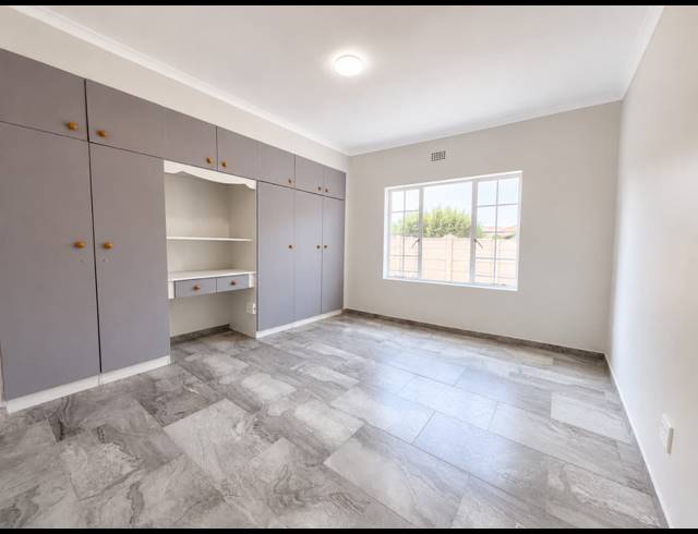 3 BEDROOM HOUSE FOR SALE IN SASOLBURG EXT 12